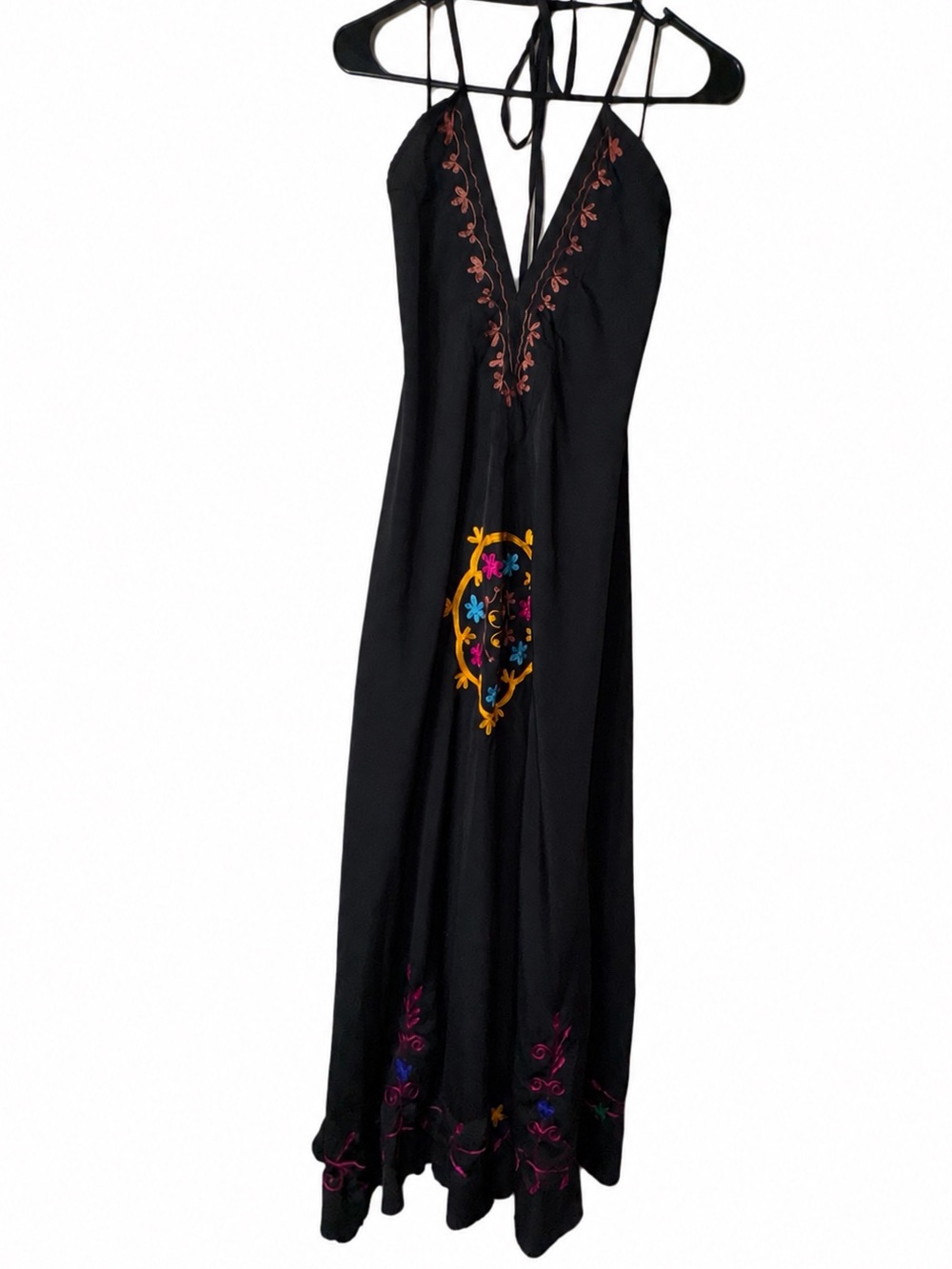 Elan Black Multicolor Floral Embroidered Halter Open Back Boho Maxi Dress Small